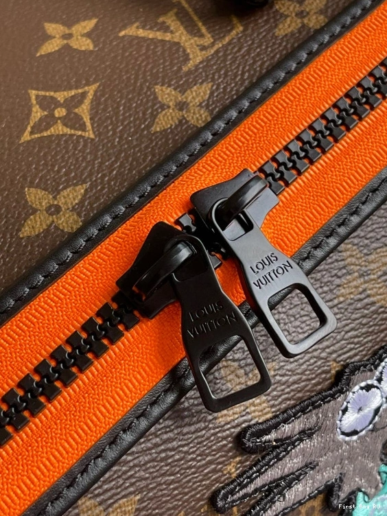 First bag ru 50 VUITTON LOUIS KEEPALL BANDOULIÈRE 0724